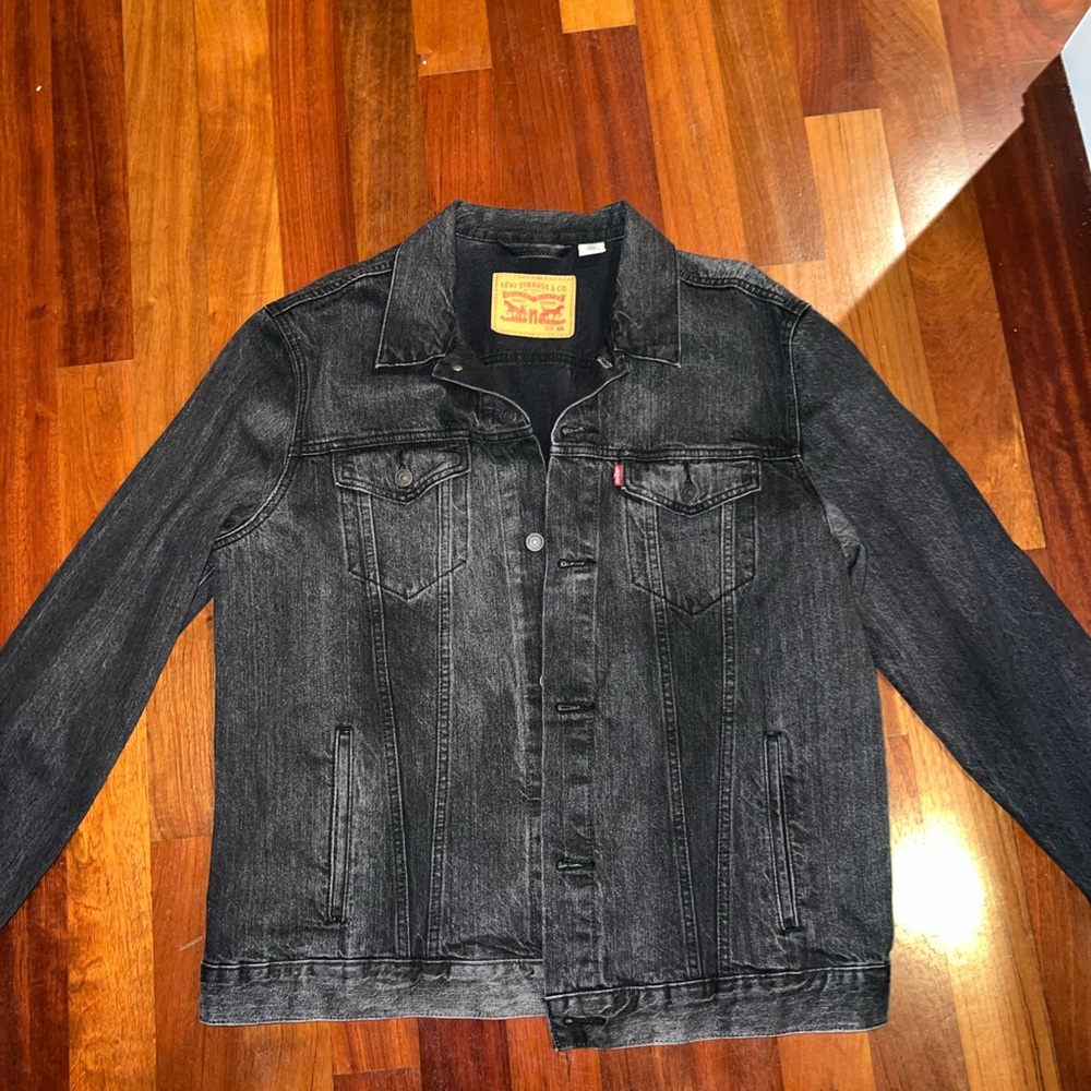 Vintage Black Levi Denim Jacket